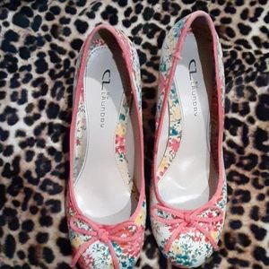 Floral print heels